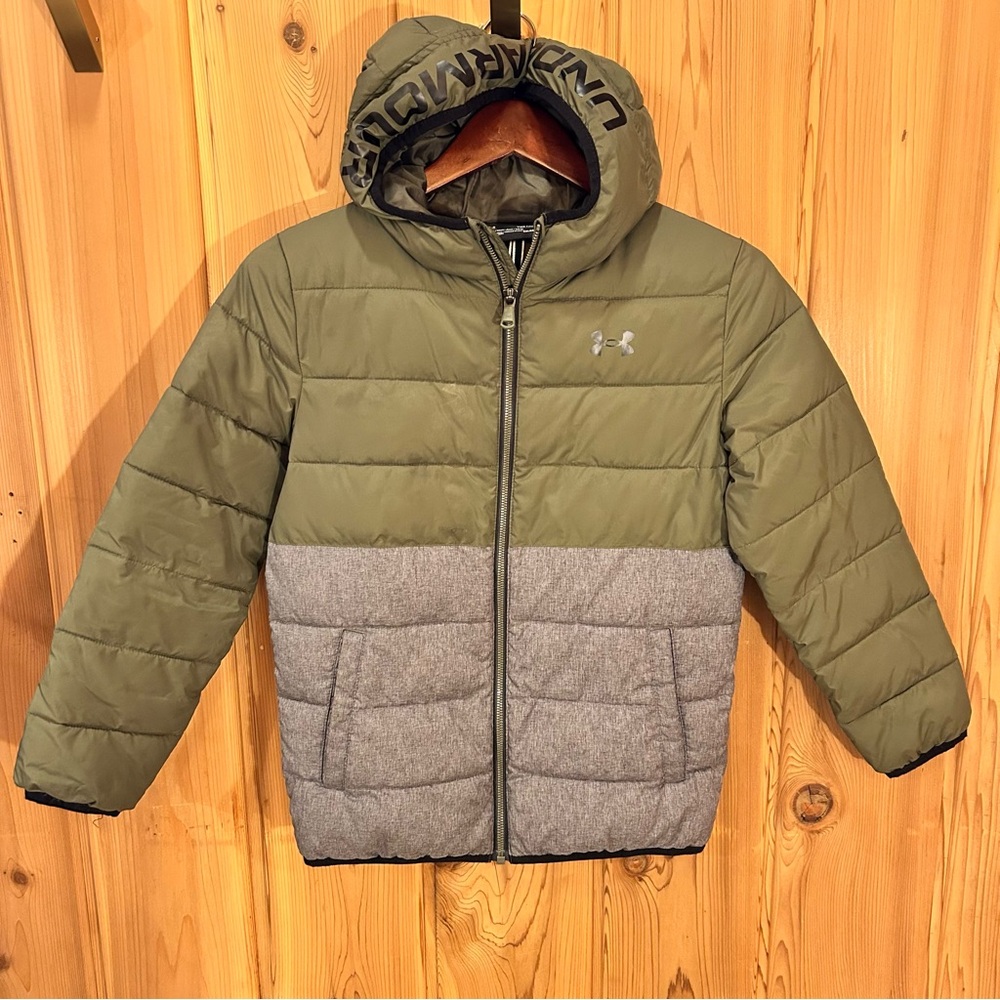 Under Armour boys sz Youth M light weight puffer jacket